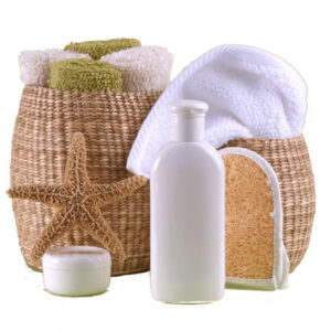 پک بهداشتی حوله و شامپو و کرم مرطوب کننده